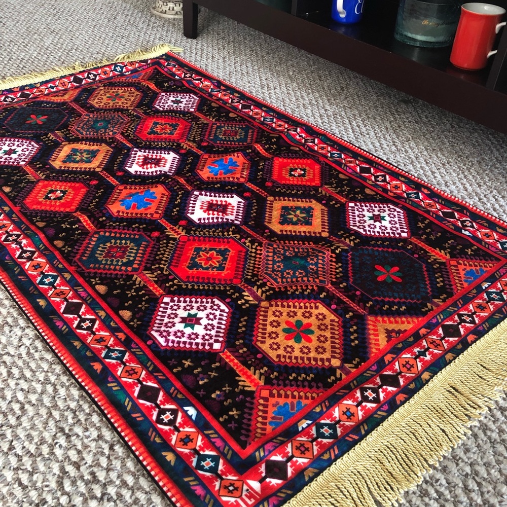 Handmade Silk Carpet “Cherokee”
